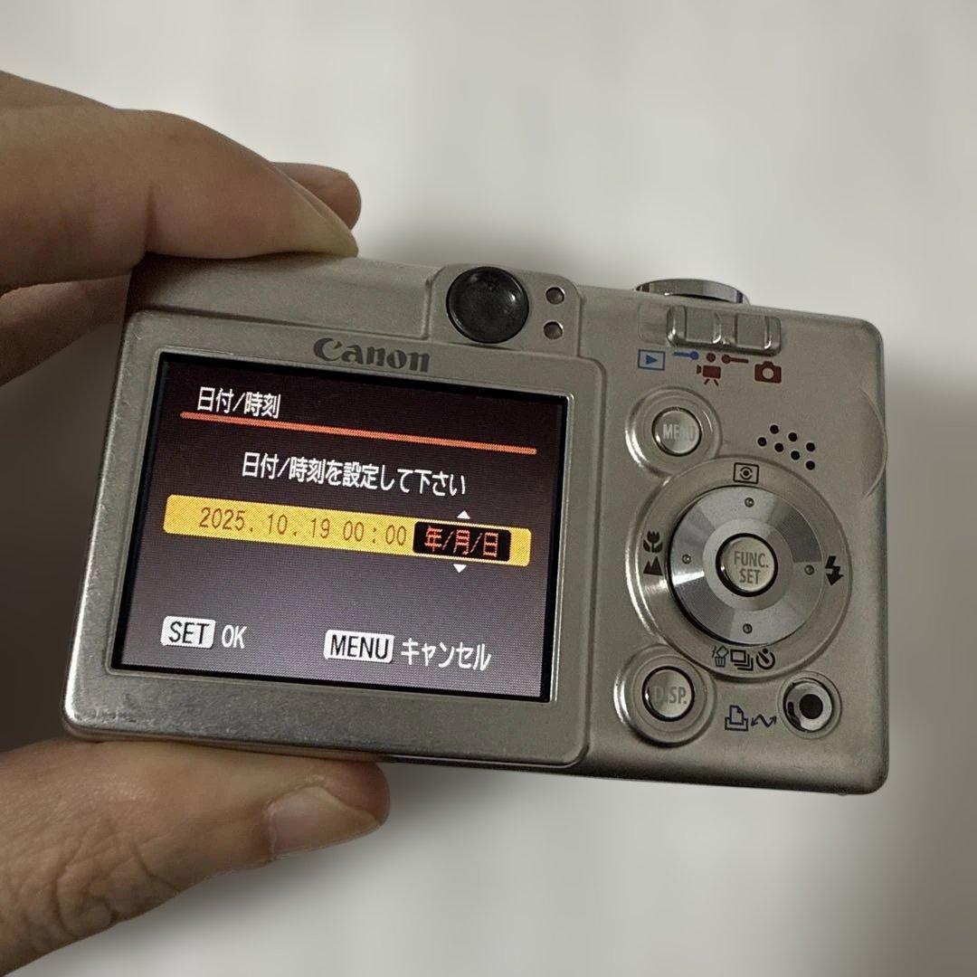 ❗️激安価格❗️デジカメ　本体　Canon DIGITAL IXUS40