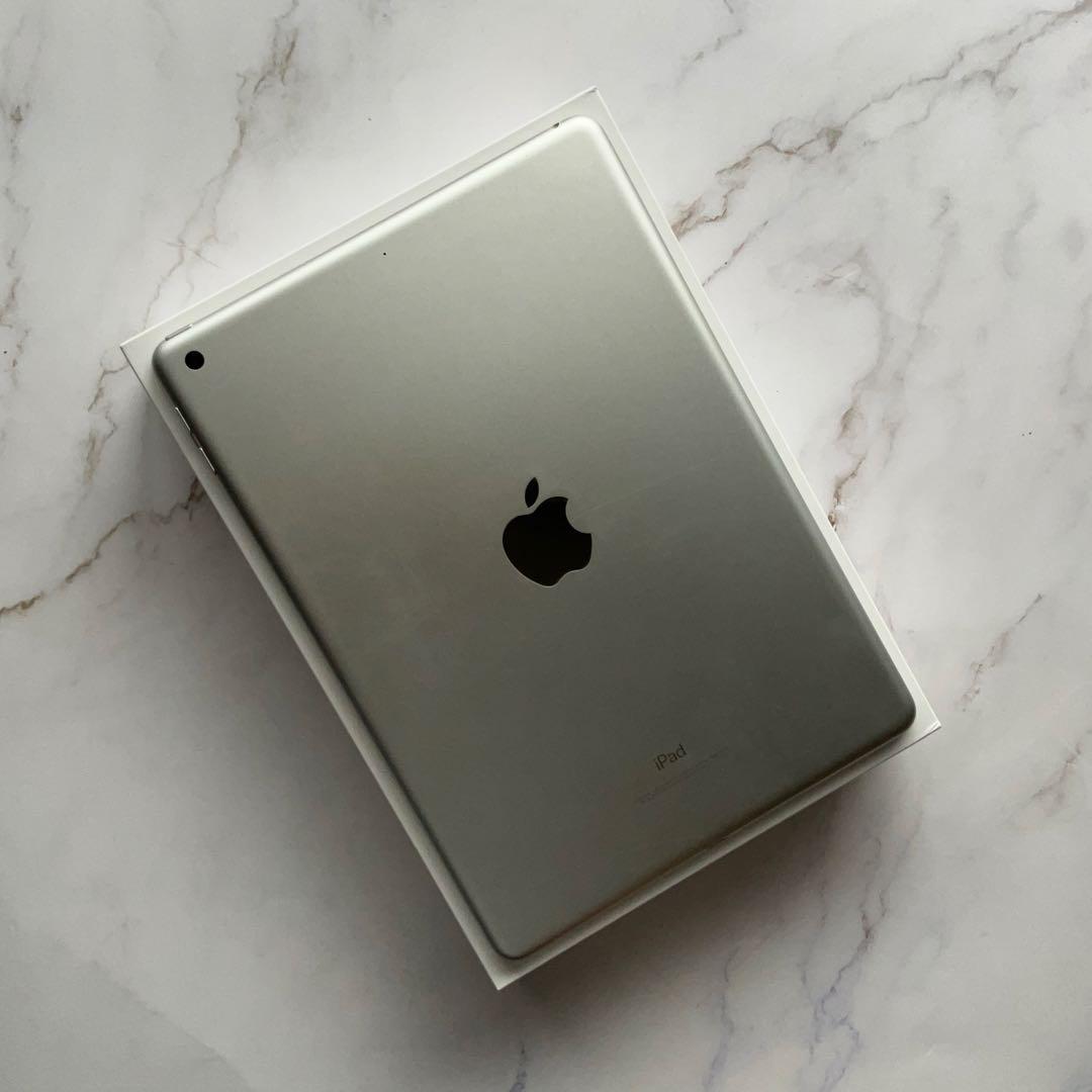 【良品】Apple iPad 第6世代 Wi-Fi 32GB