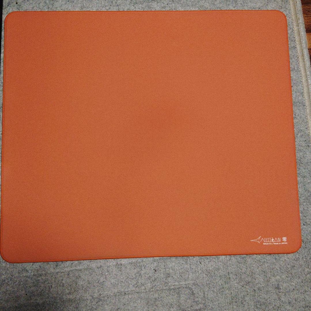 ゲーミングマウスパッド　Fnatic　AQUA CONTROL