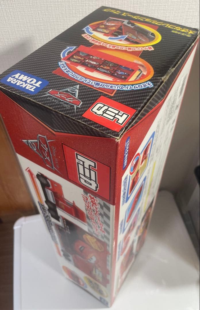 廃盤トミカ　ディズニー カーズトミカ　　大きなコレクションケースマック