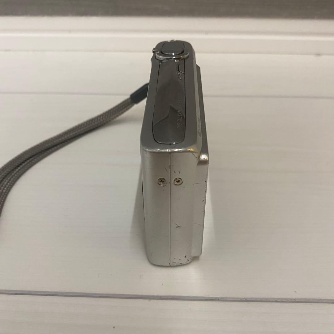 CASIO EXILIM EX-Z100 シルバー　元箱有り