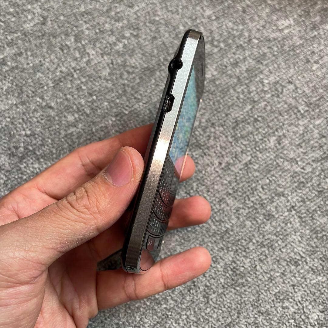 【美品】ブラックベリー9900 SIMフーリ コレクターズ