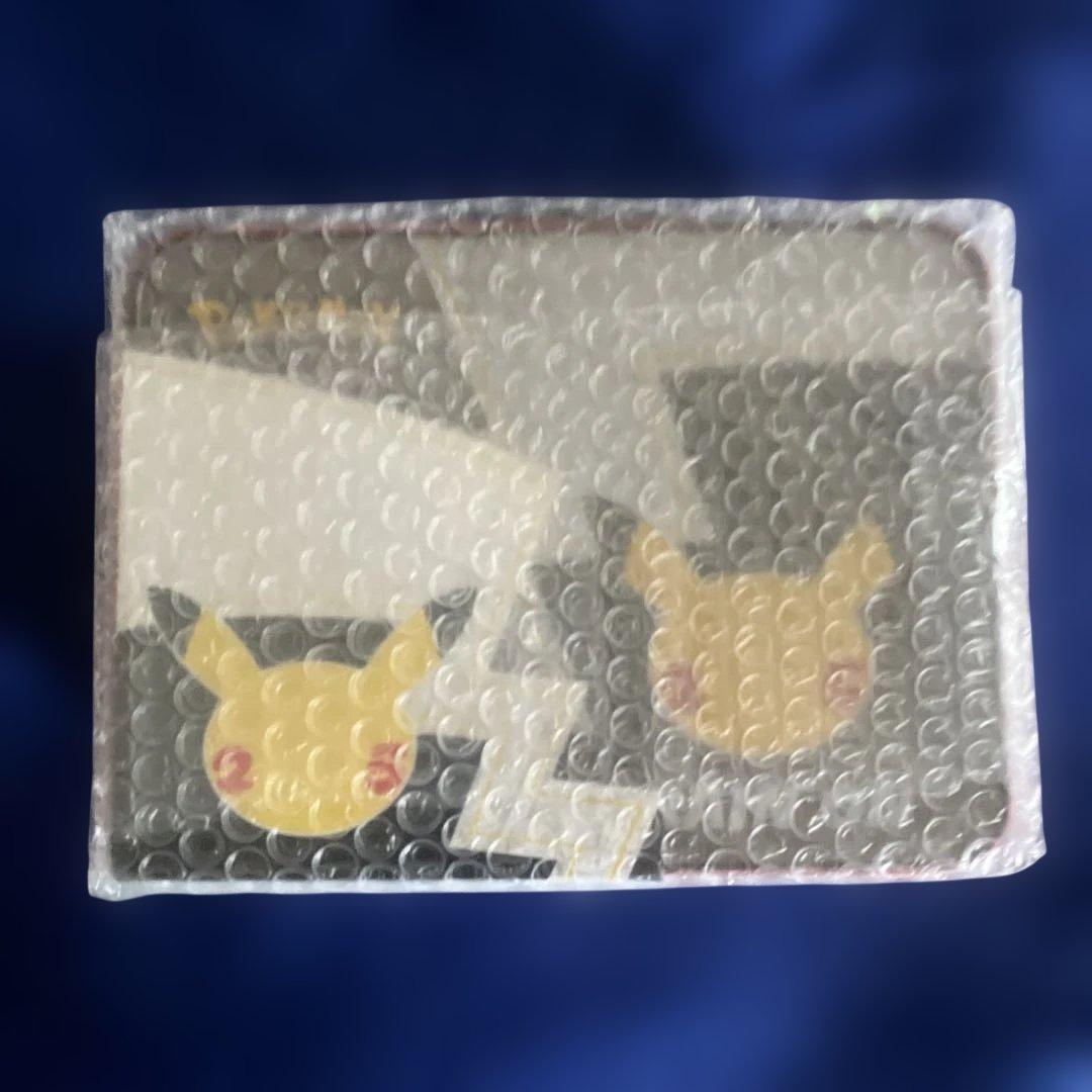 ポケモンカード　25周年　海外　コレクターズチェスト 新品未使用