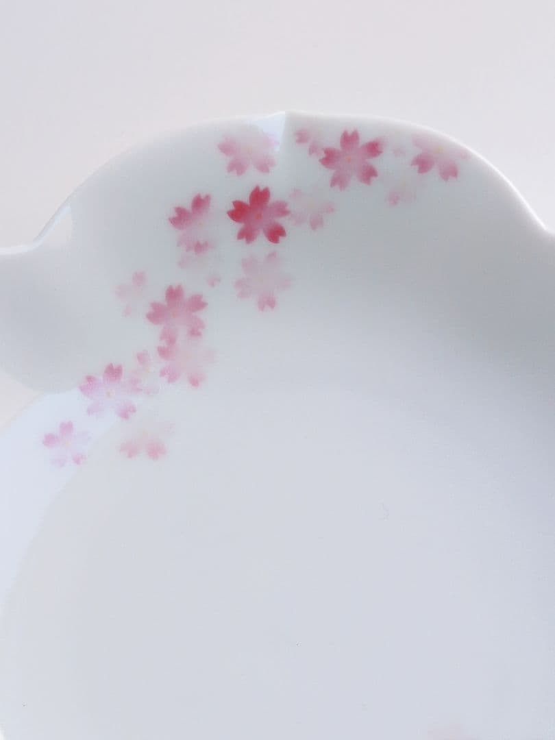 廃盤品✩深川製磁　桜舞う　花型盛皿　５枚