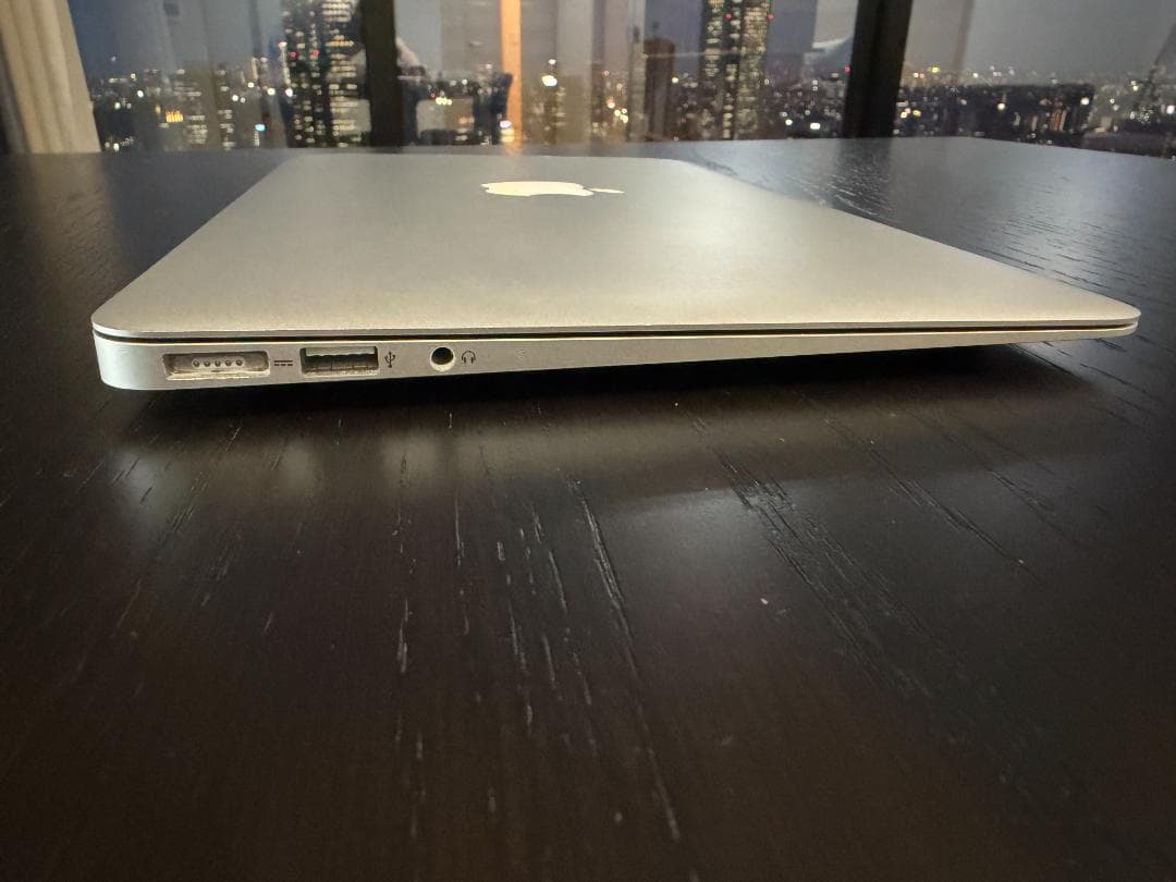 MacBook Air 11インチ 2012 USキー i5 128GB