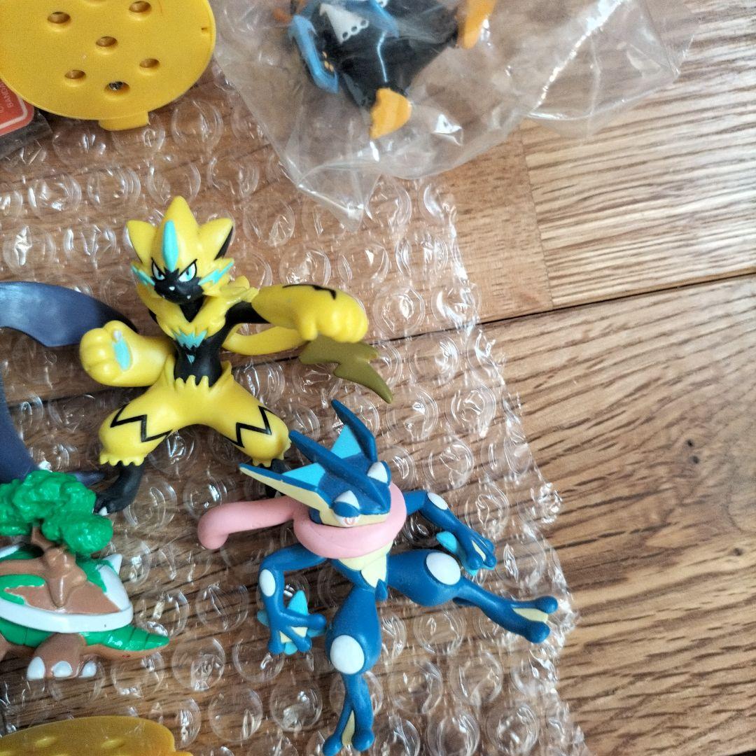 ポケモン　ミニフィギュア