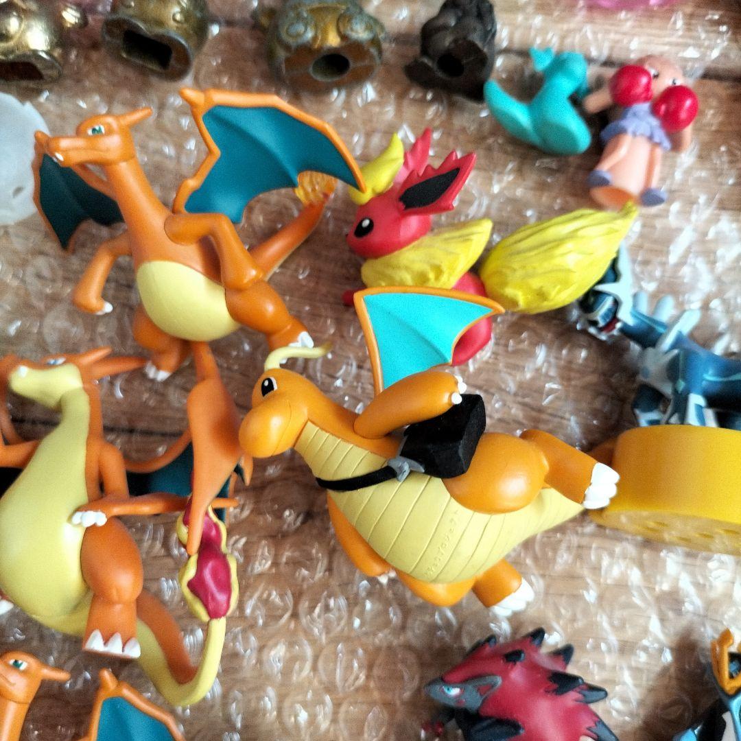 ポケモン　ミニフィギュア
