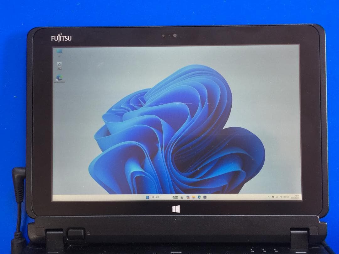 ARROWS Tab Q506 10.1型IPS液晶/Office/Win11