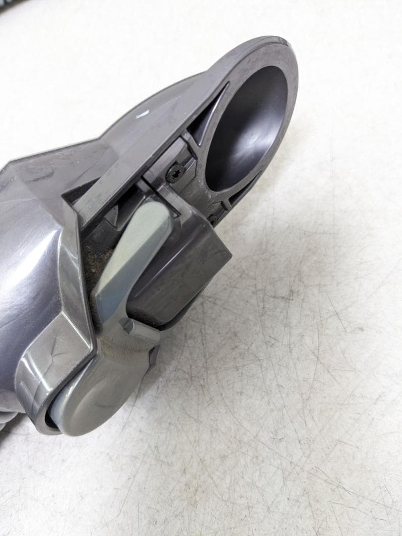 dyson DC63 サイクロン式掃除機 ヘッド無し