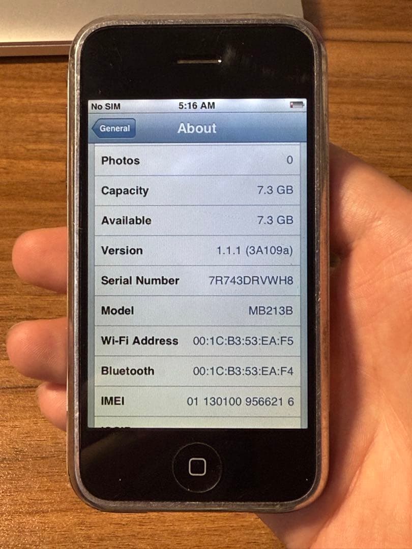 iPhone 2G 動作品 良品 日本未発売　8GB 初代iPhone　第1世代