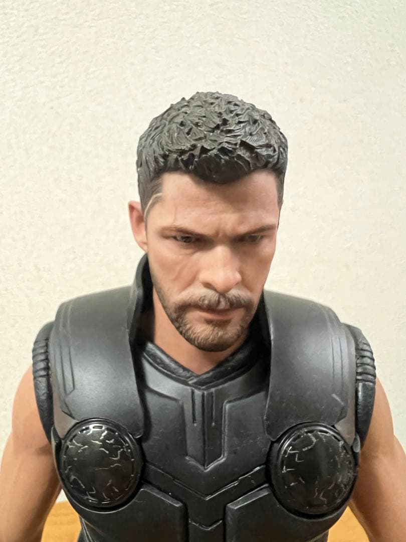 アベンジャーズIW ソー ホットトイズ