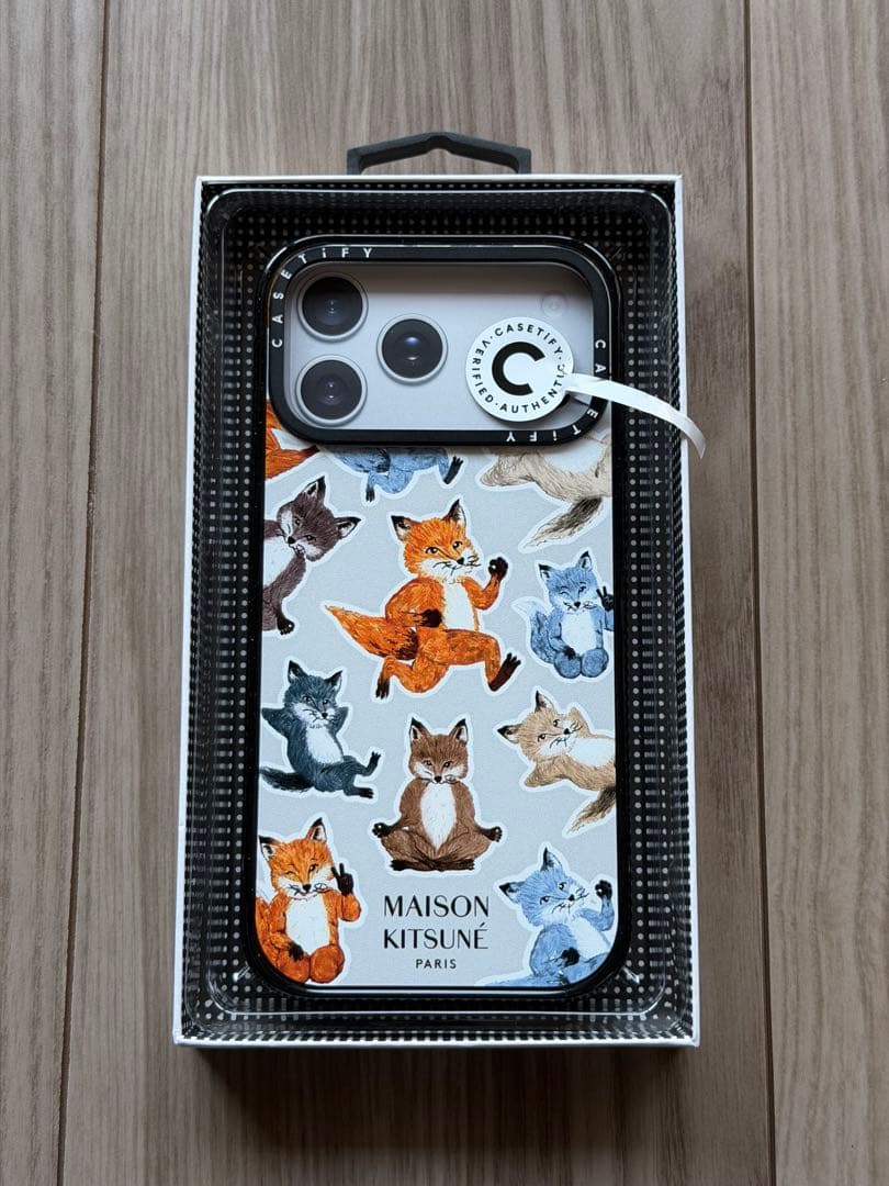 MAISON KITSUNÉ CASETiFY iPhone17ProMax