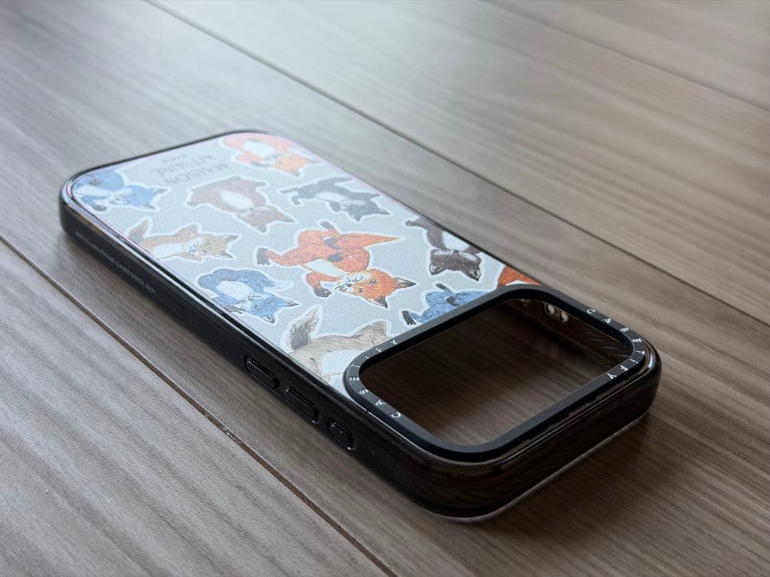 MAISON KITSUNÉ CASETiFY iPhone17ProMax