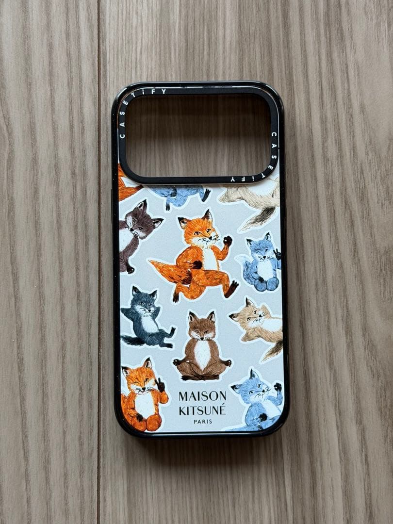 MAISON KITSUNÉ CASETiFY iPhone17ProMax