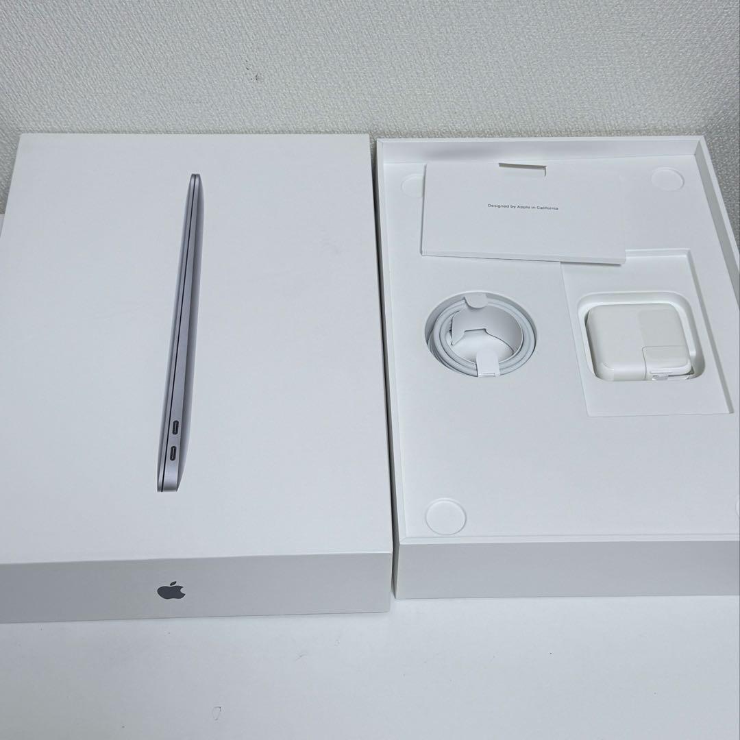 MacBook Air M1 13インチ　16GB 256GB