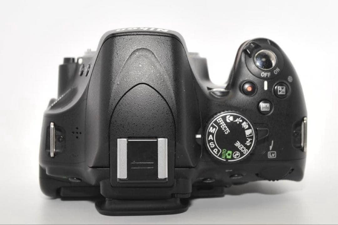 美品✨Nikon D5100✨自撮り ニコン 一眼レフ 初心者 スマホ転送