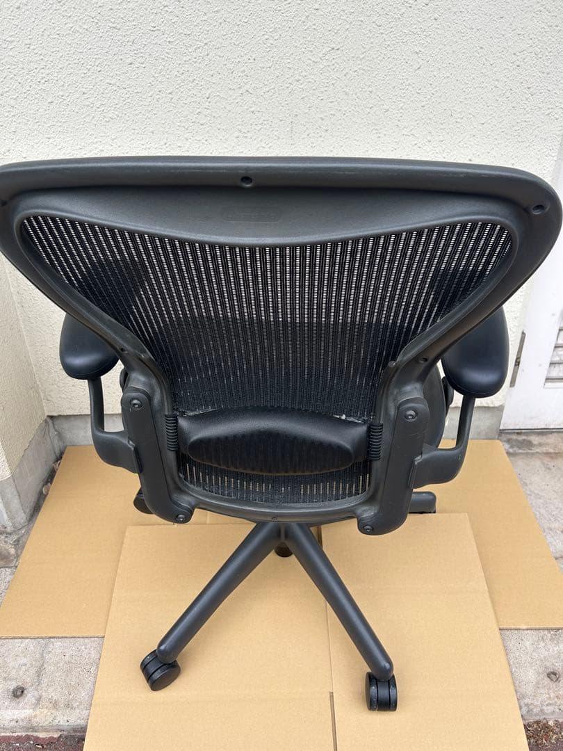 ハーマンミラー アーロンチェア AE111PWB チェア 正規品　Bサイズ