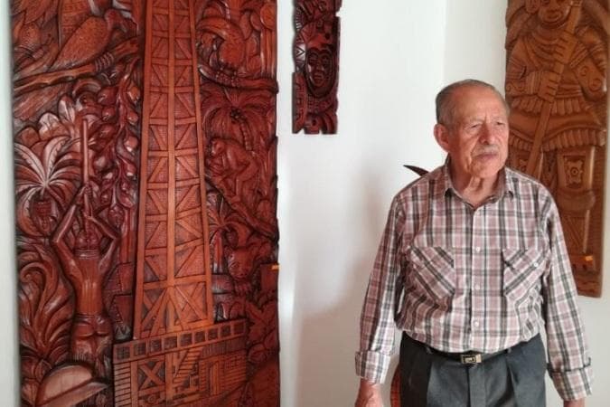 南米エクアドルの木彫作家ルイス・ポトシの作品　Luis Potosi