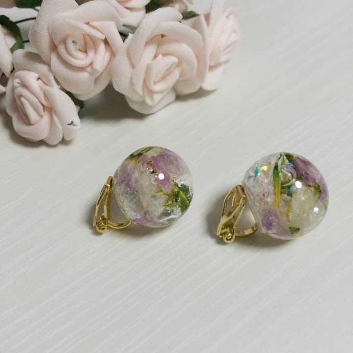 コロコロ☆ドライフラワー入りイヤリング❤︎