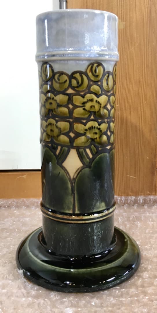 ○ロイヤルドルトン 花瓶 箱入り   フラワーベース