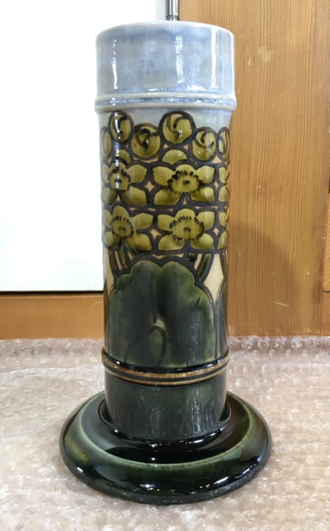 ○ロイヤルドルトン 花瓶 箱入り   フラワーベース