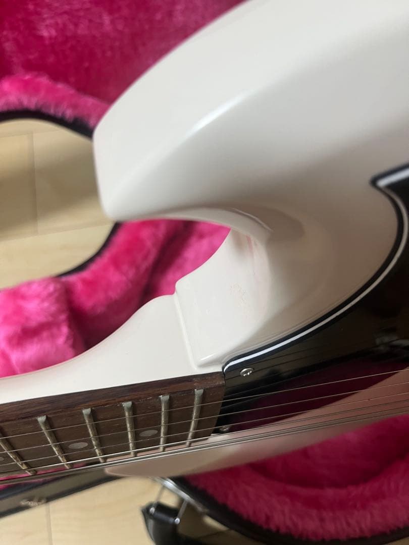 ギター epiphone SG junior yungblud signature