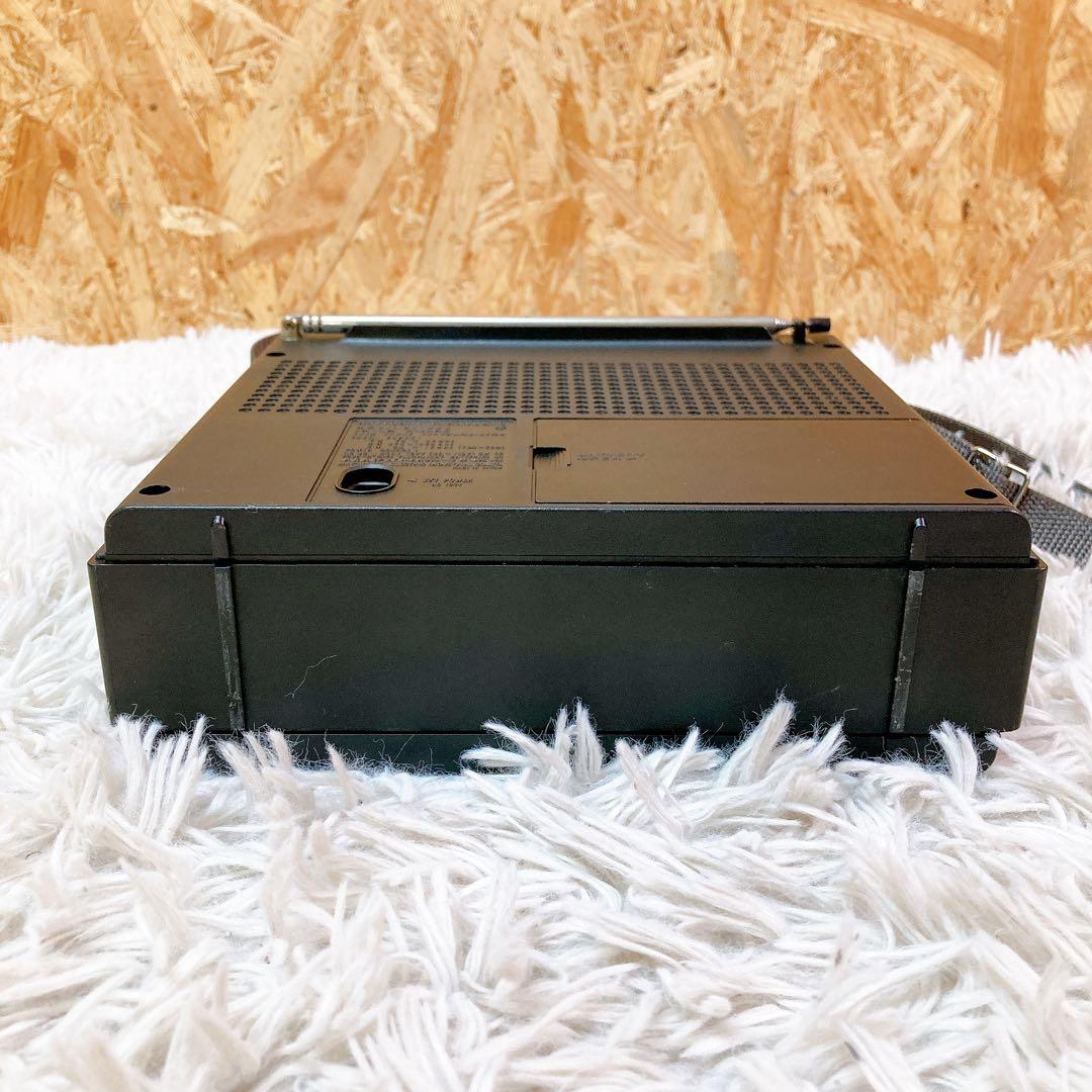 National Panasonic RF-888 3バンドラジオ