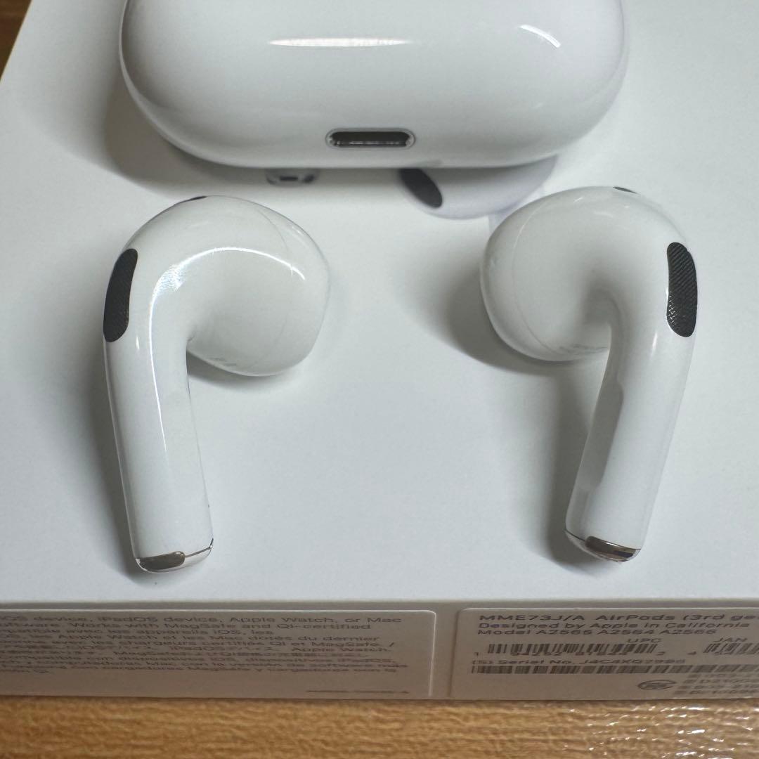 AirPods3 本体 ホワイト 充電ケース付き