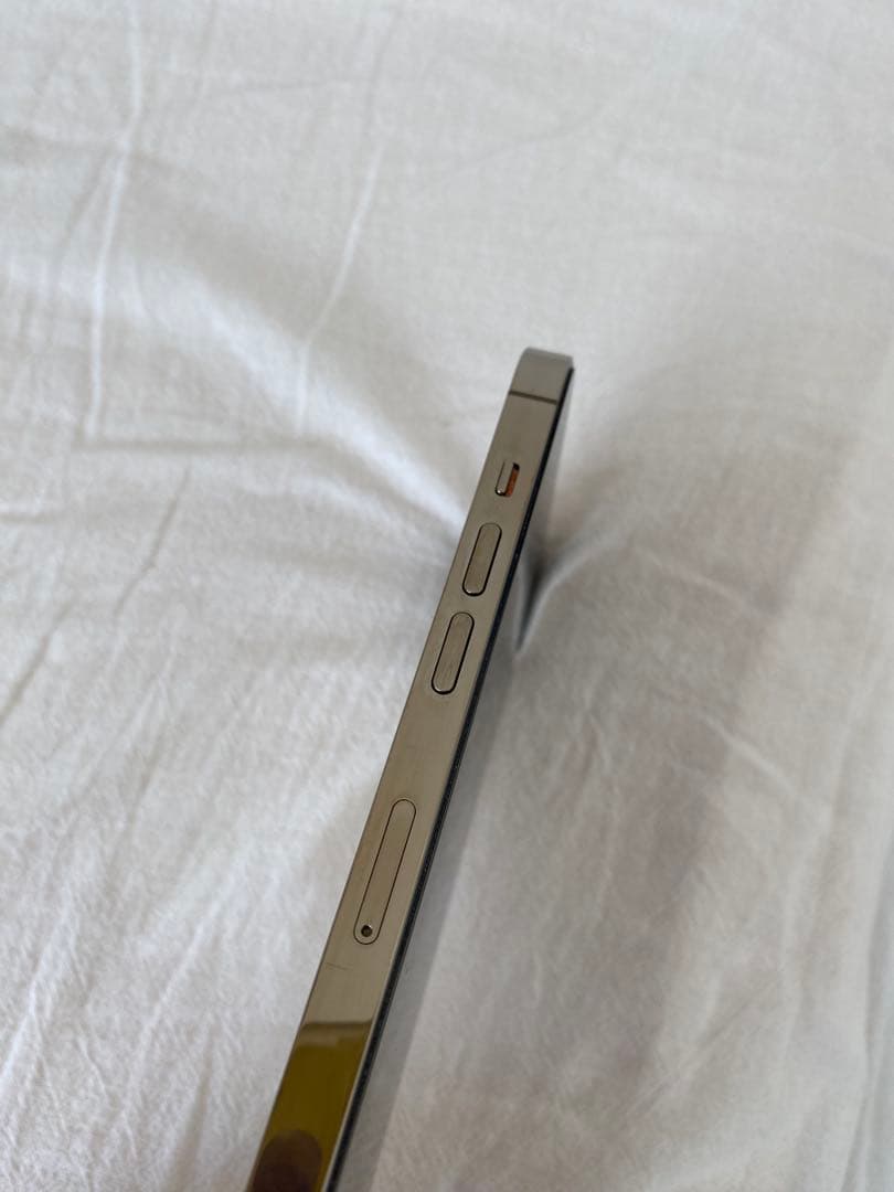 (超美品)Apple iPhone 14 Pro ゴールド 本体