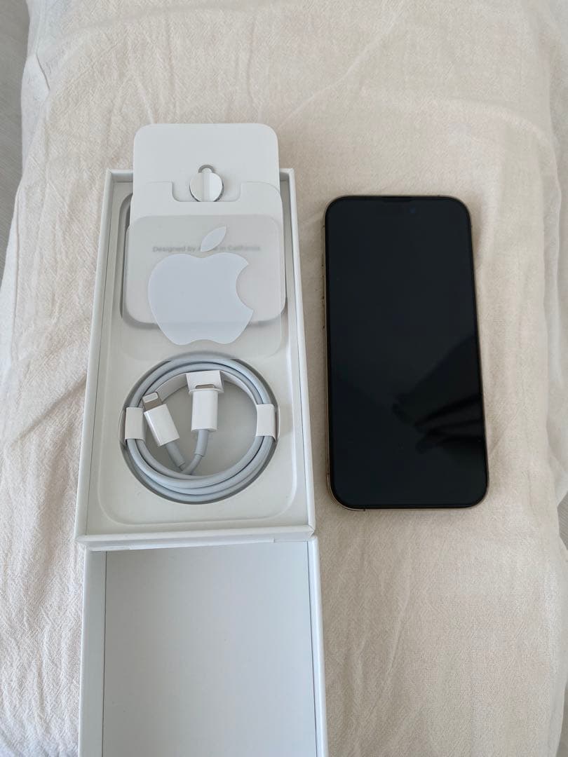 (超美品)Apple iPhone 14 Pro ゴールド 本体