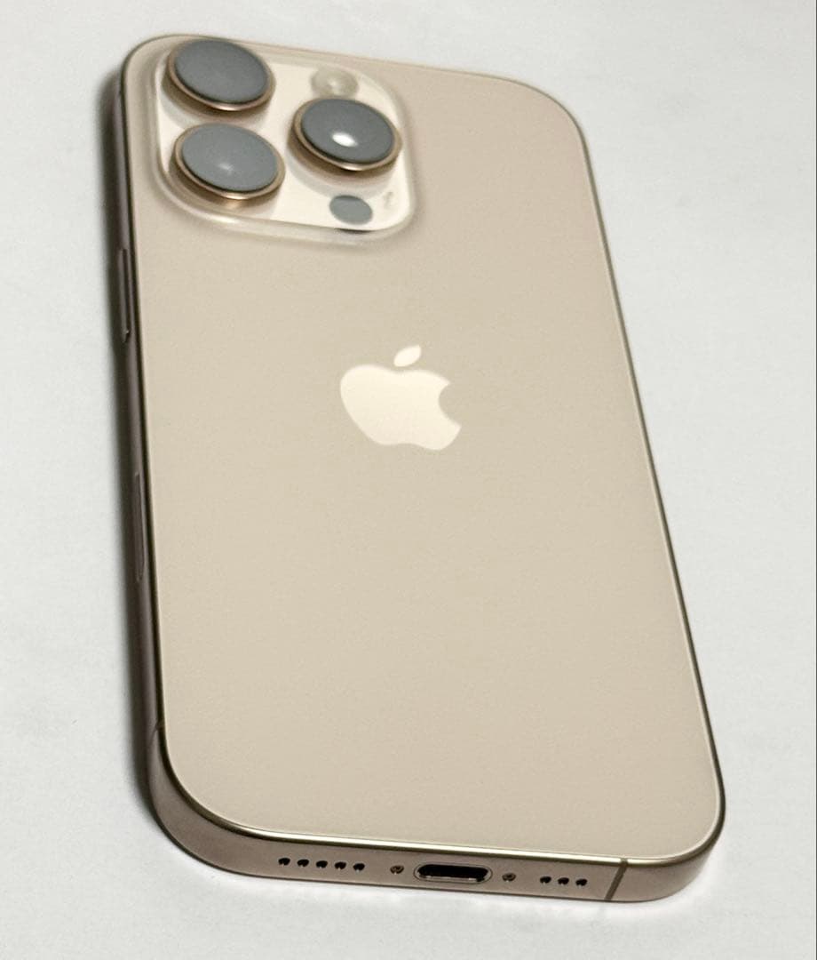 美品　バッテリー最大容量92%　iPhone 16 Pro 256GB デザート