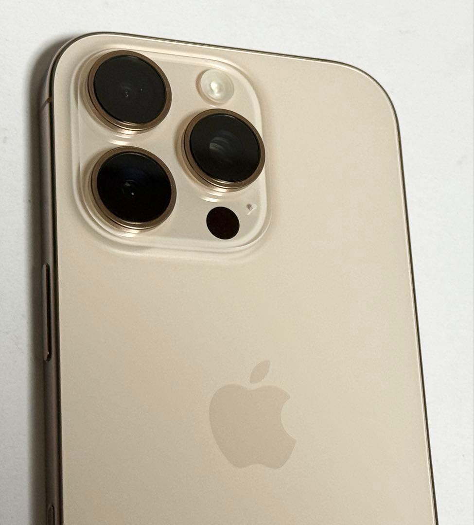 美品　バッテリー最大容量92%　iPhone 16 Pro 256GB デザート