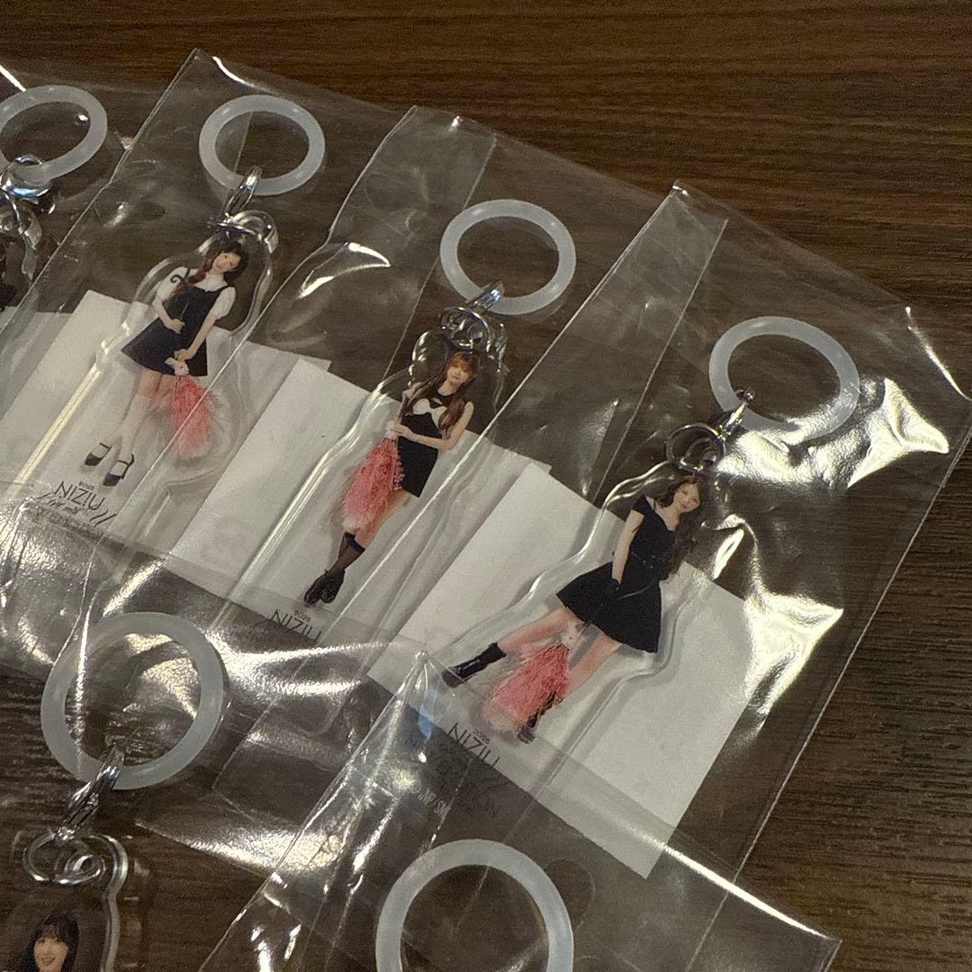 【新品未開封】 NiziU オンラインくじ アクリルめじるしチャーム コンプ ①