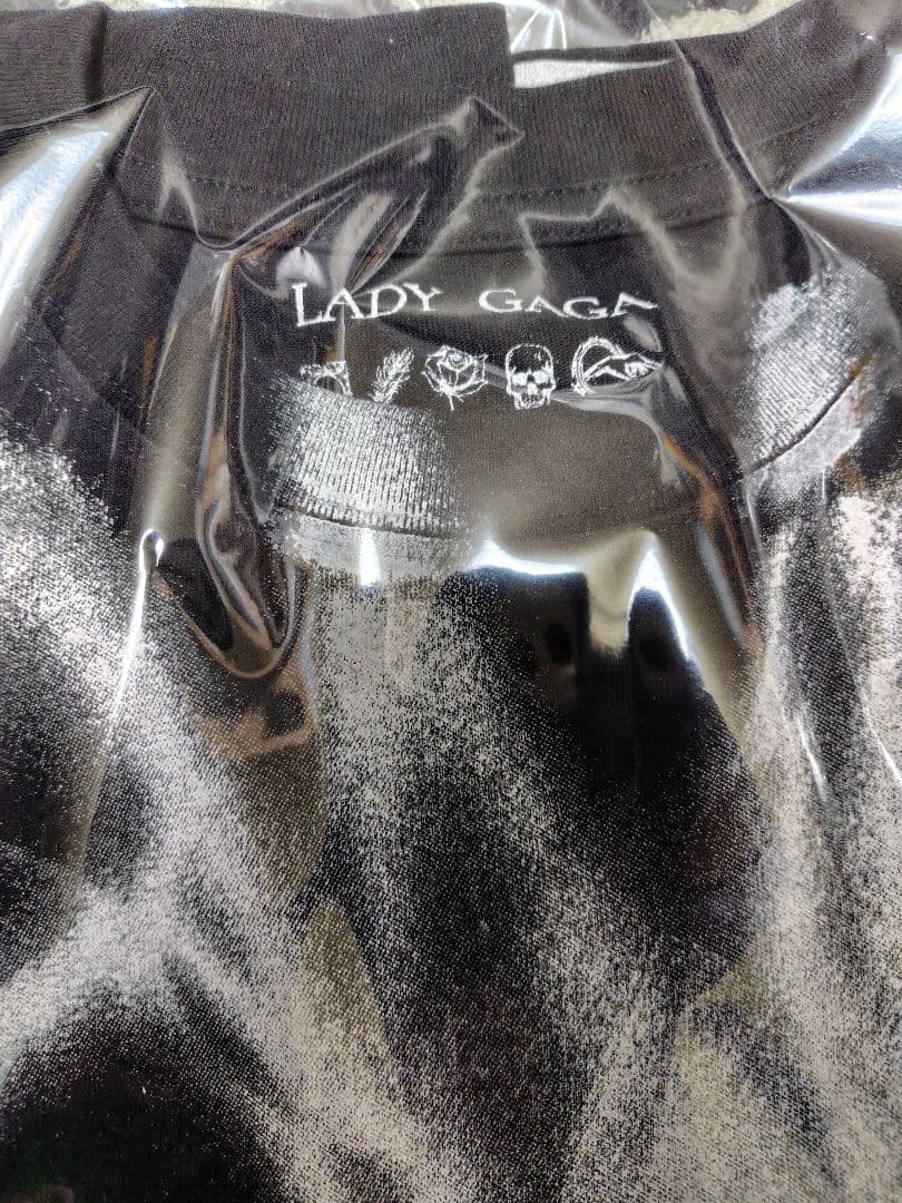 レディガガ MAYHEM BALL VANISH DATEBACK Tシャツ M