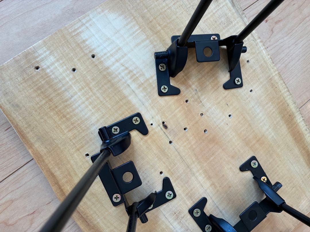 国産 桂（カツラ）無垢　一枚板　サイドテーブル 　彫刻材としても名高い銘木