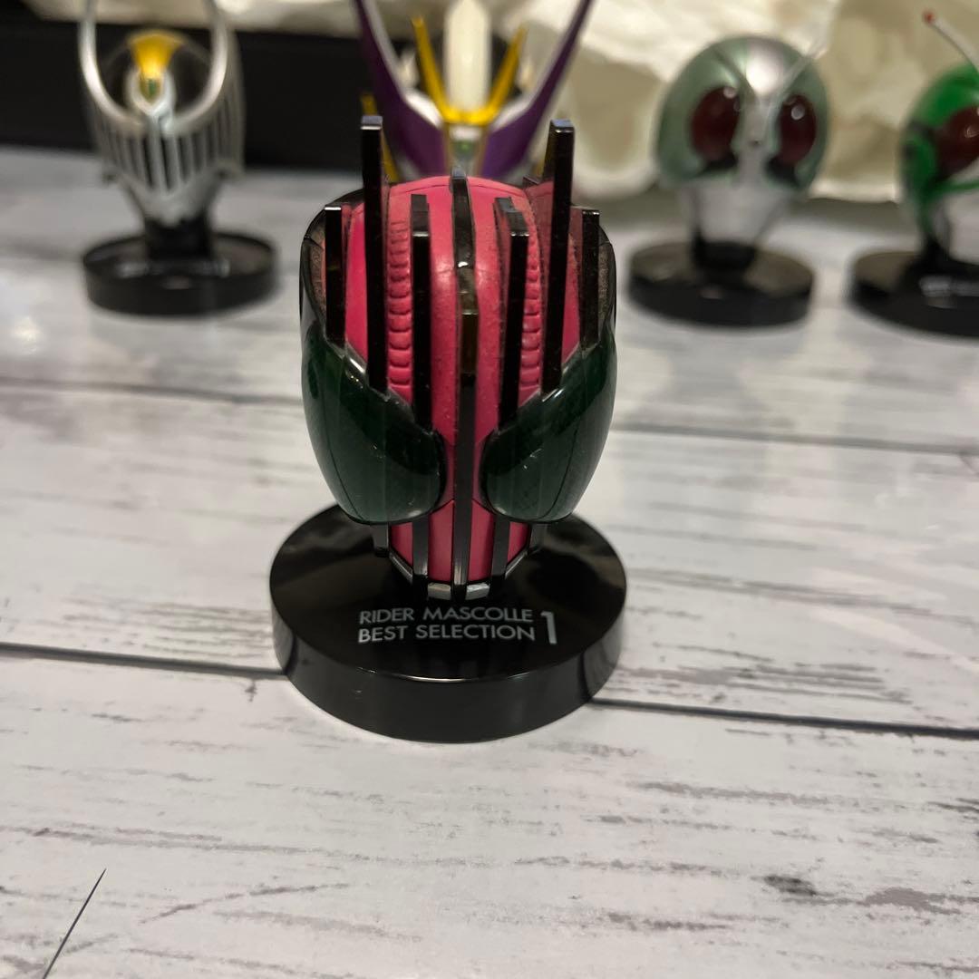 仮面ライダーマスクコレクション 全9体