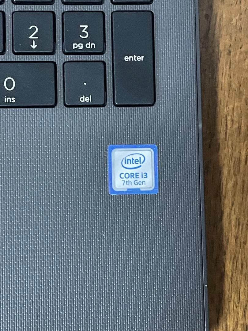 美品Win11 Corei3 7020U/8GB/SSD250GB/office