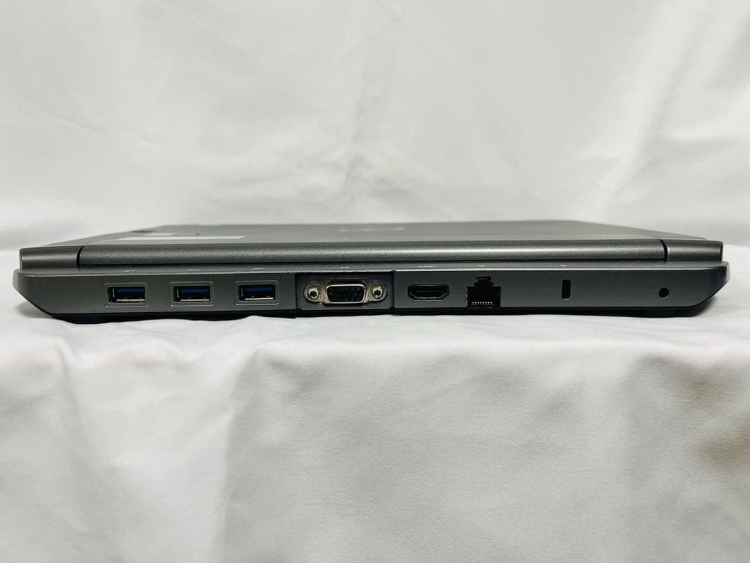 富士通ARROWS Tab Q775/Kフルセット キーボード＋拡張クレードル