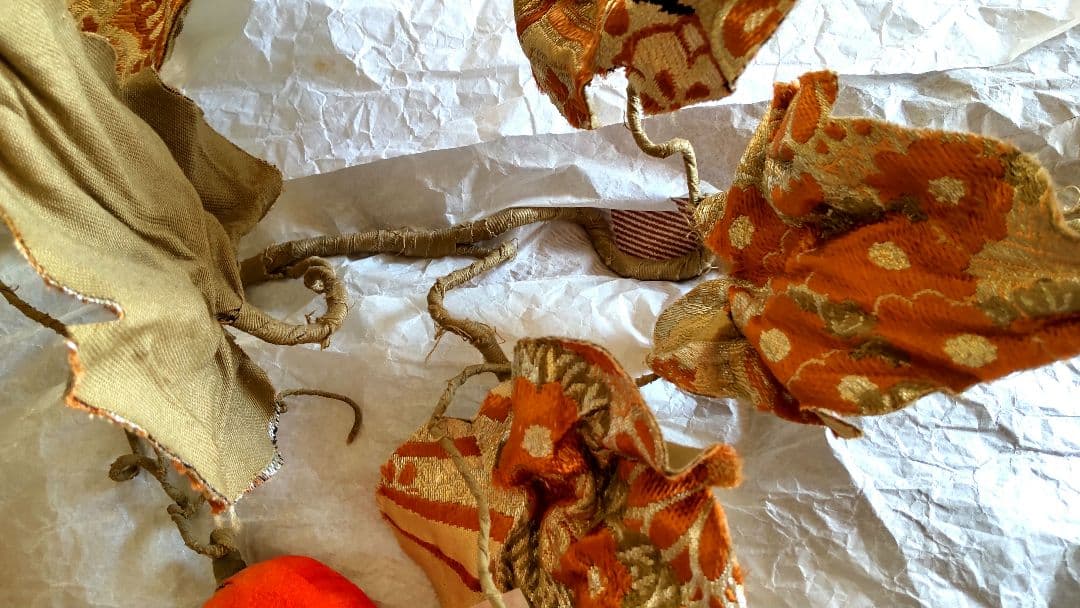 古布 カラスウリ 烏瓜 飾り ハンドメイド パッチワーク 縮緬 襤褸 手作り