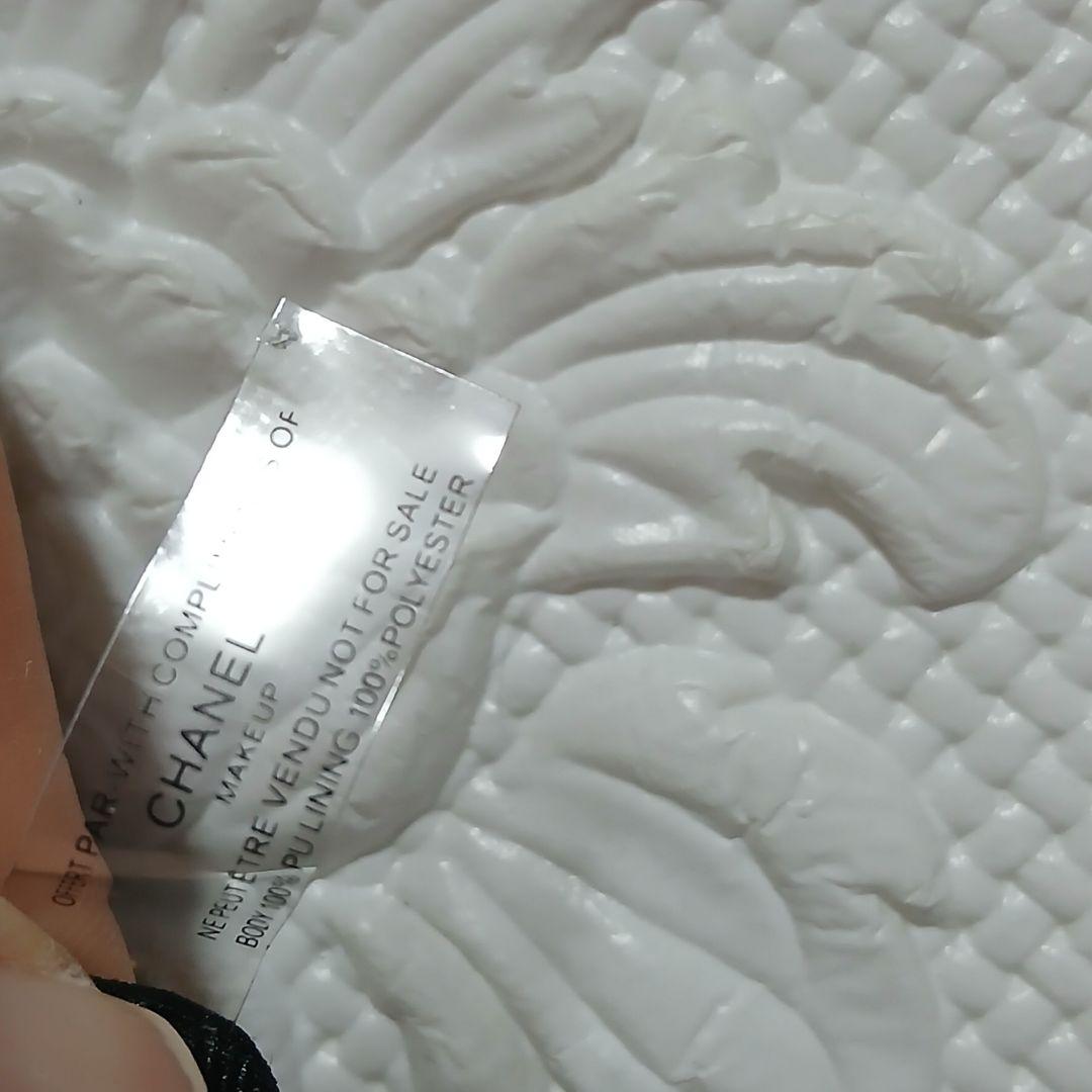 シャネル　ポーチ　メイクアップノベルティポーチ　ベルベット生地　ブラック