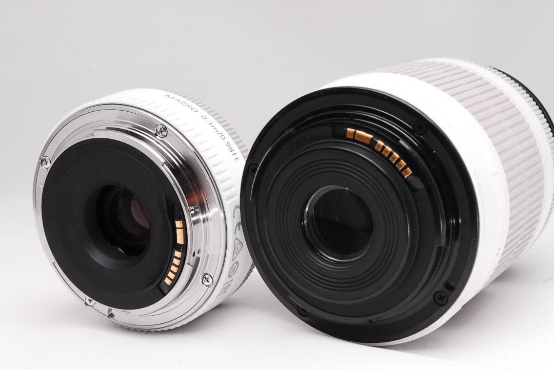 ✨️ Canon EOS Kiss X7 ホワイト ✨️新品級 単焦点レンズ付き