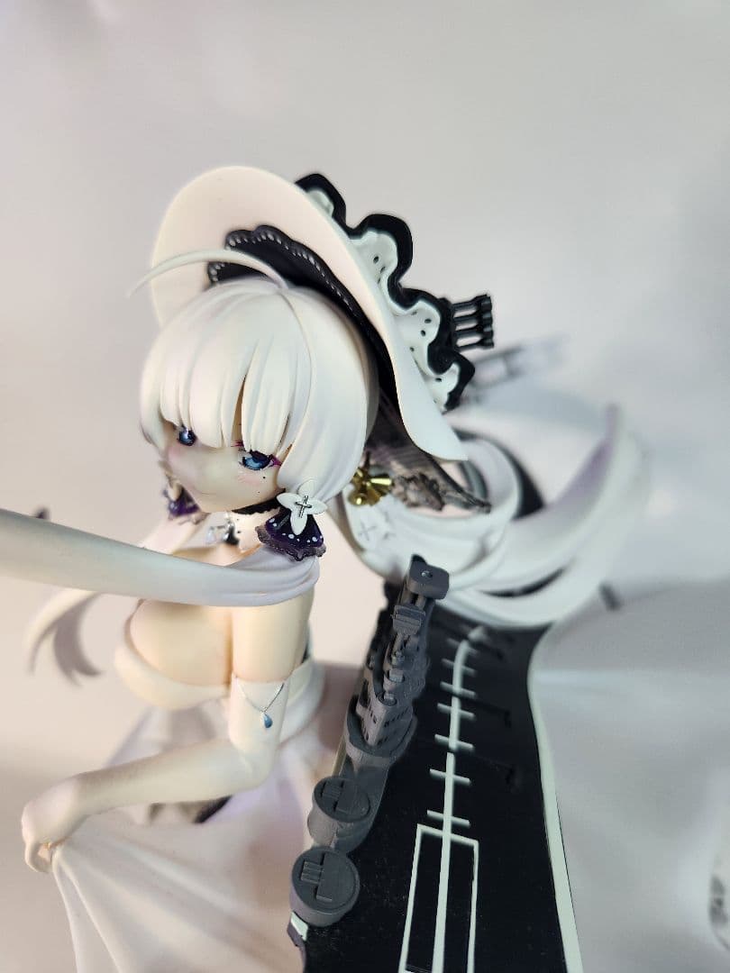 アズールレーン イラストリアス 1/8 わんだらー フィギュア