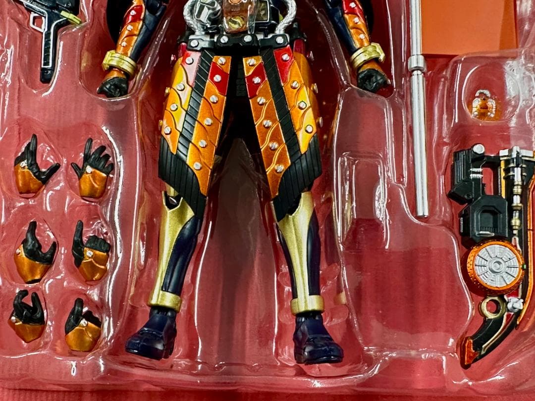 584 未使用 S.H.Figuarts 仮面ライダー鎧武 カチドキアームズ