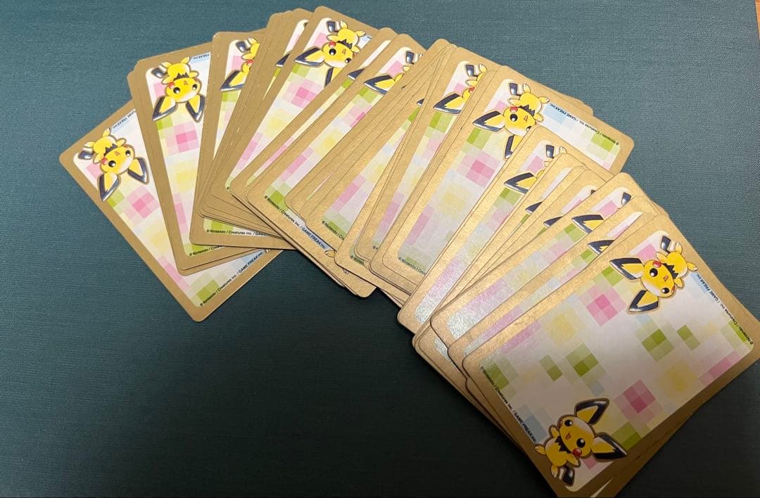 ポケモントランプ 金PART2 ピチュー 2000年製　ポケモングッズ