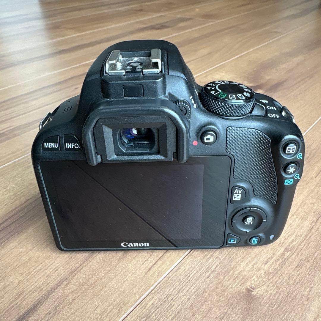 デジタルカメラ Canon EOS KissX7
