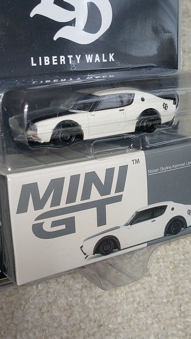 MINI GT lbwk リバティウォーク 限定 ケンメリ s15