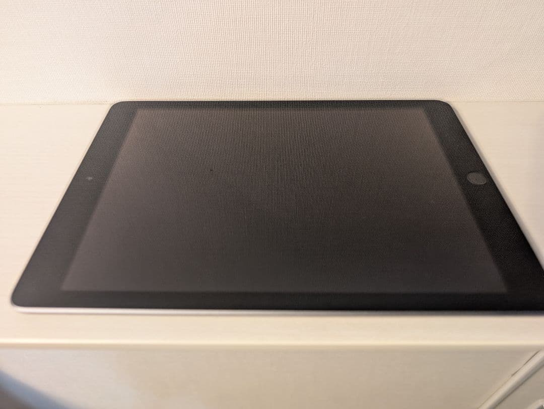 【美品】Apple iPad 第6世代 Wi-Fi 32GB