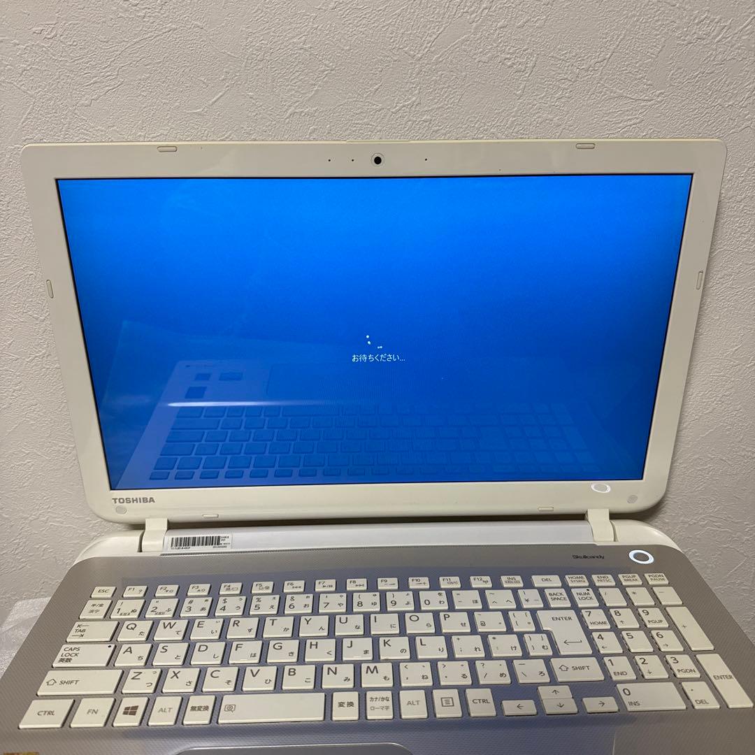 dynabook PT55-76MBXG ホワイトノートPC