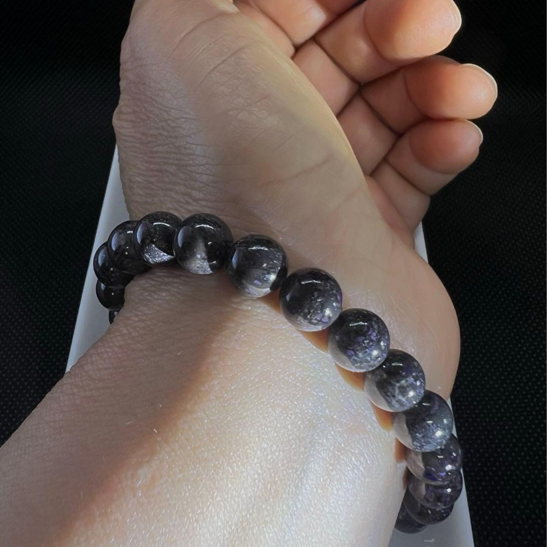 天然舒俱来(スギライト)南アフリカ産紫黒地グレーのパワーストーンブレスレット