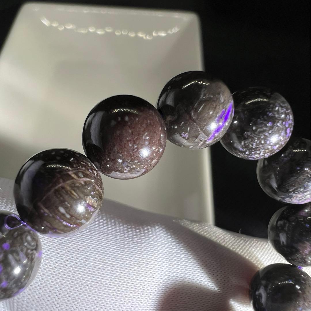 天然舒俱来(スギライト)南アフリカ産紫黒地グレーのパワーストーンブレスレット